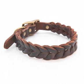 Hands braided leather dog collars brown customized